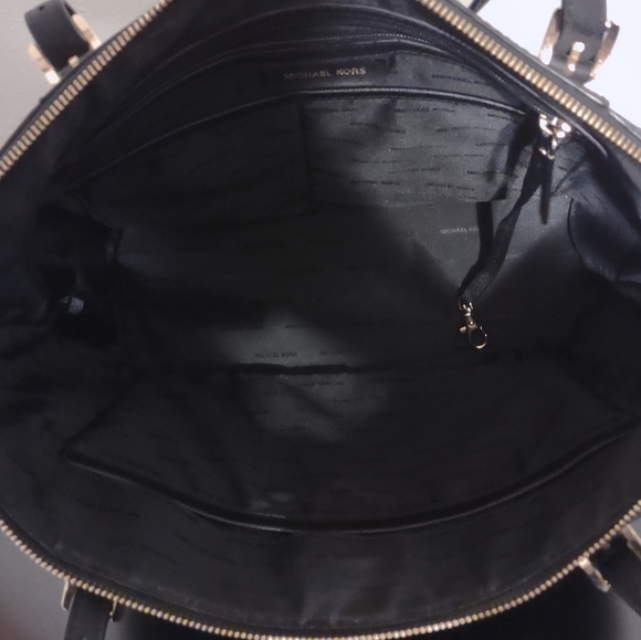 🔥🩷Sale!!! NWT Michael Kors Jet Set Large  Saffiano leather top zip tote - Picture 15 of 16